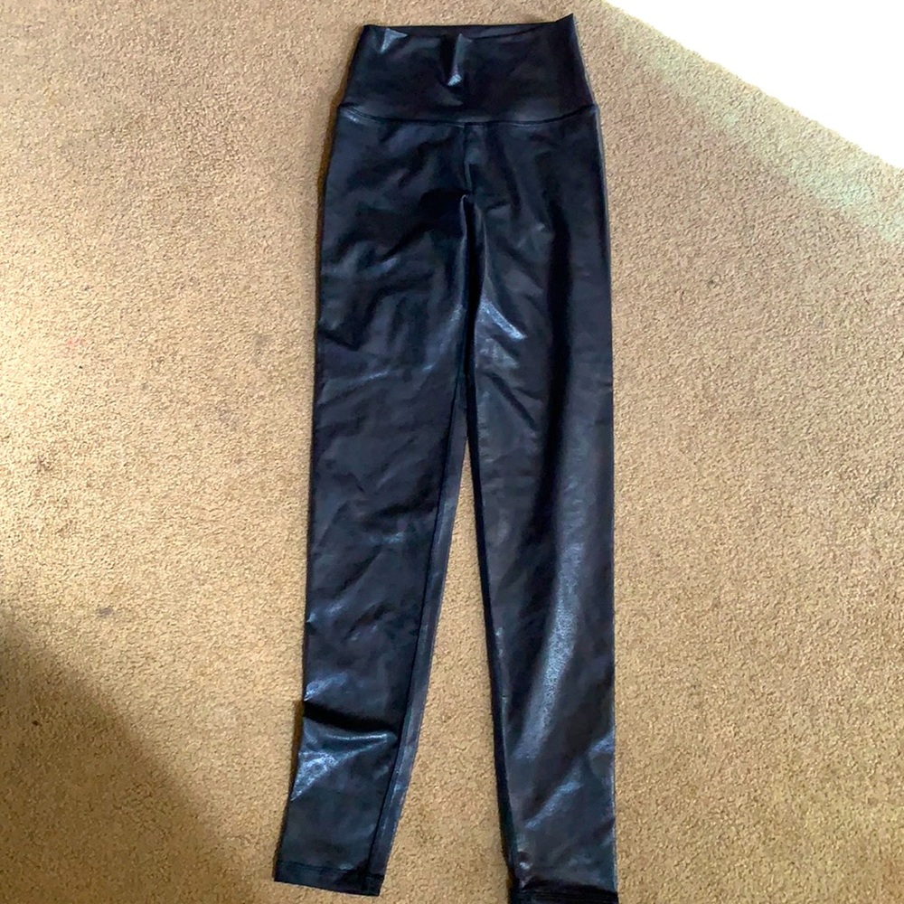 Aerie Chill Play Move Leggings